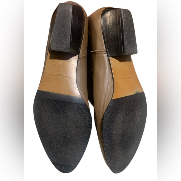 Tarantino’s Genuine Leather/Suede Taupe Low Heel Slouch Boots Women's Size 7.5 - Picture 2 of 9